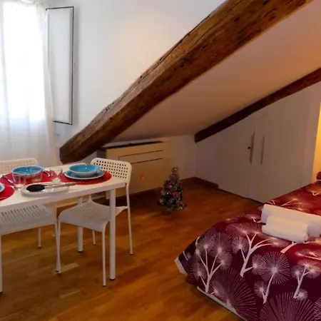 Il Nido Di Piera, Accogliente Loft A Apartment *